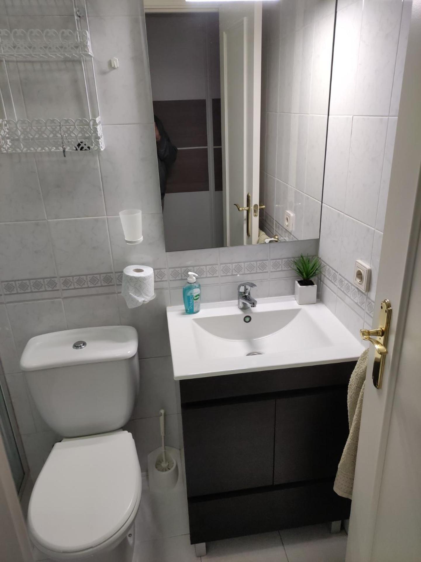 Habitacion Particular Con Bano Privado Севилья Экстерьер фото